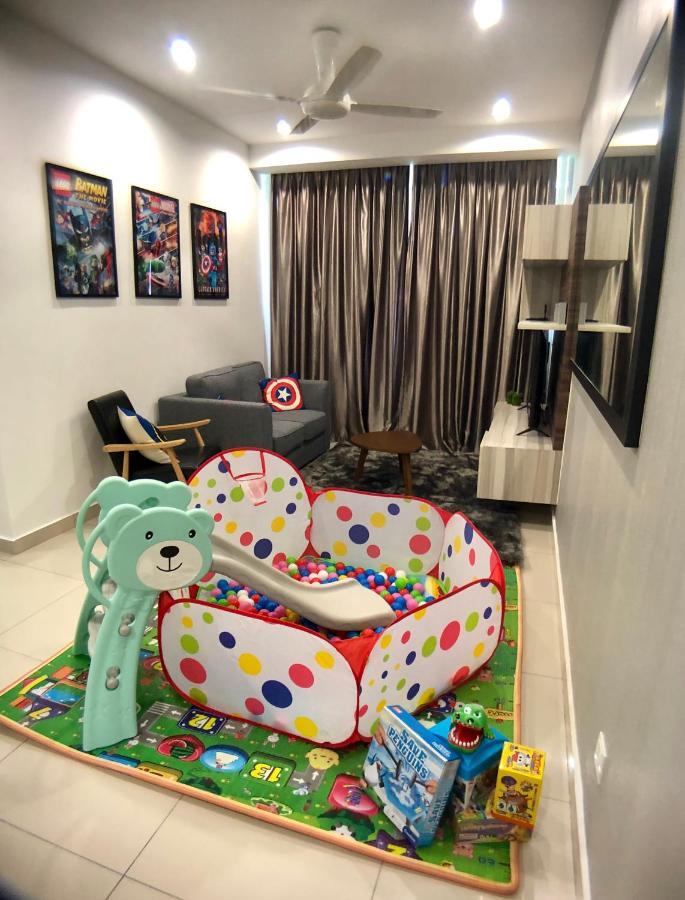 Legoland: Themed Family House at Puteri Harbour Apartment Johor Bahru Exterior photo