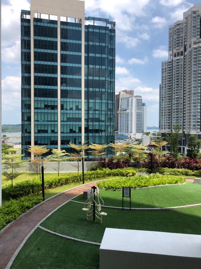Legoland: Themed Family House at Puteri Harbour Apartment Johor Bahru Exterior photo